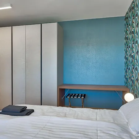 Prestige Penthouse 公寓 *