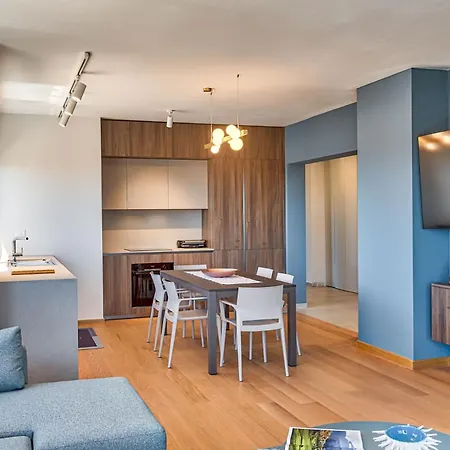 Prestige Penthouse 公寓 *