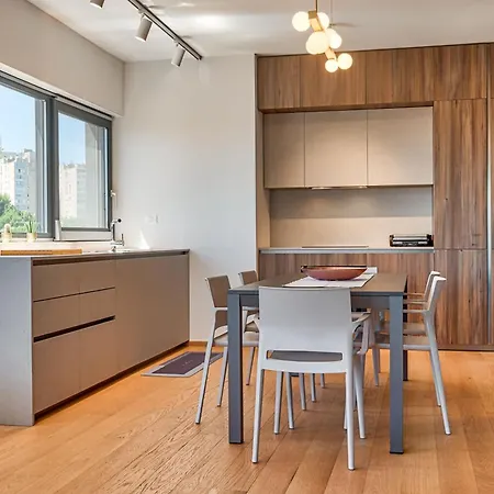 Prestige Penthouse 公寓