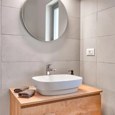 Prestige Penthouse 公寓 普拉
